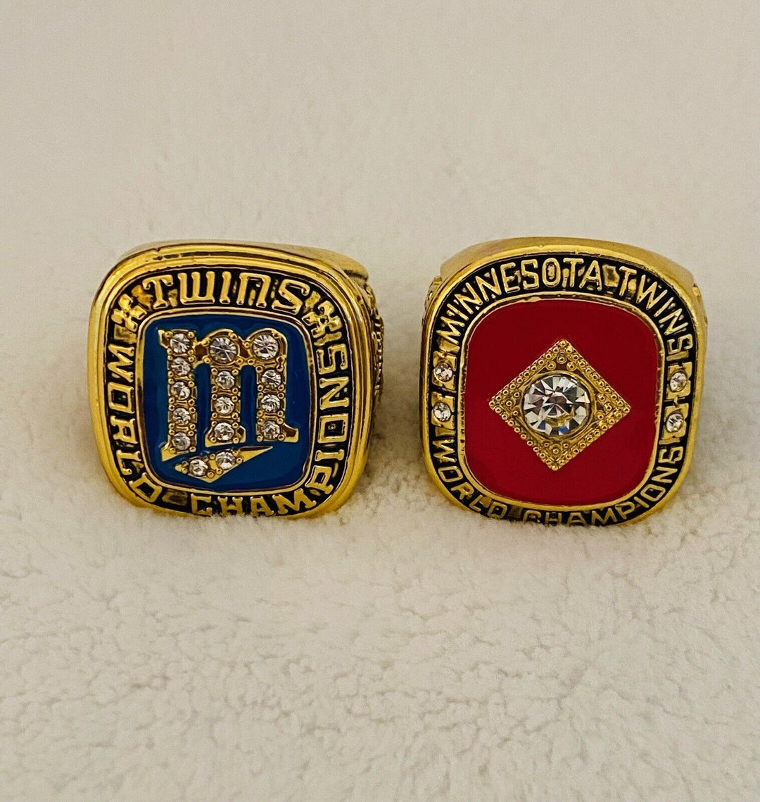 2 PCS Minnesota Twins World Series Ring Set,  SHIP - EB Sports Champion's Cache