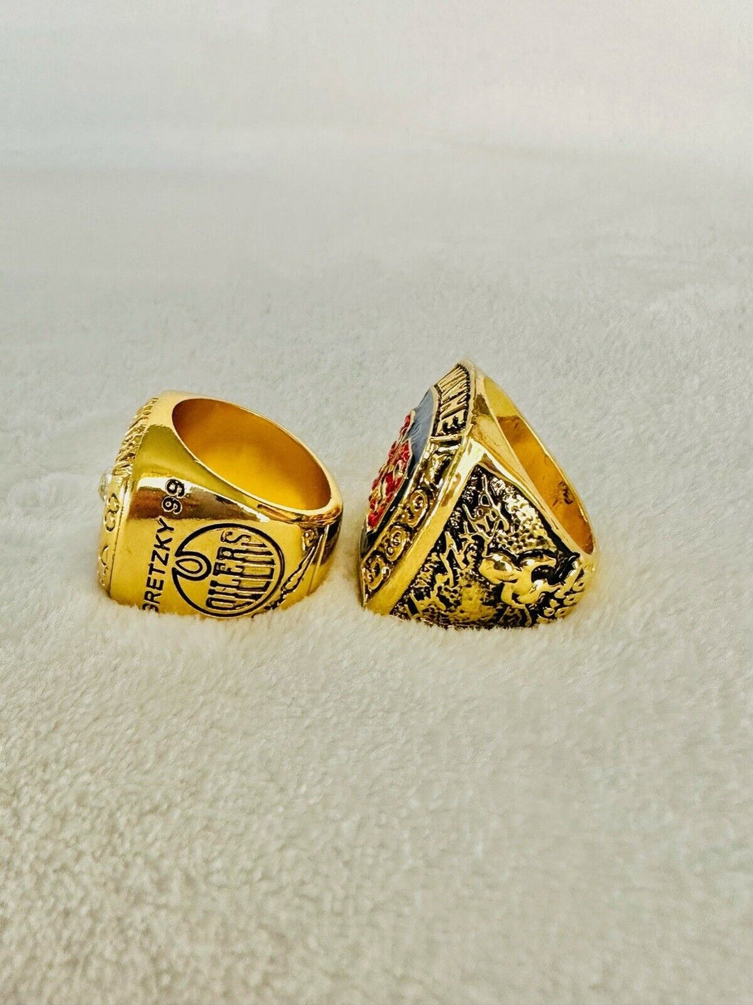 WAYNE GRETZKY 1984 And NHL HALL OF FAME Ring Set,  SHIP - EB Sports Champion's Cache