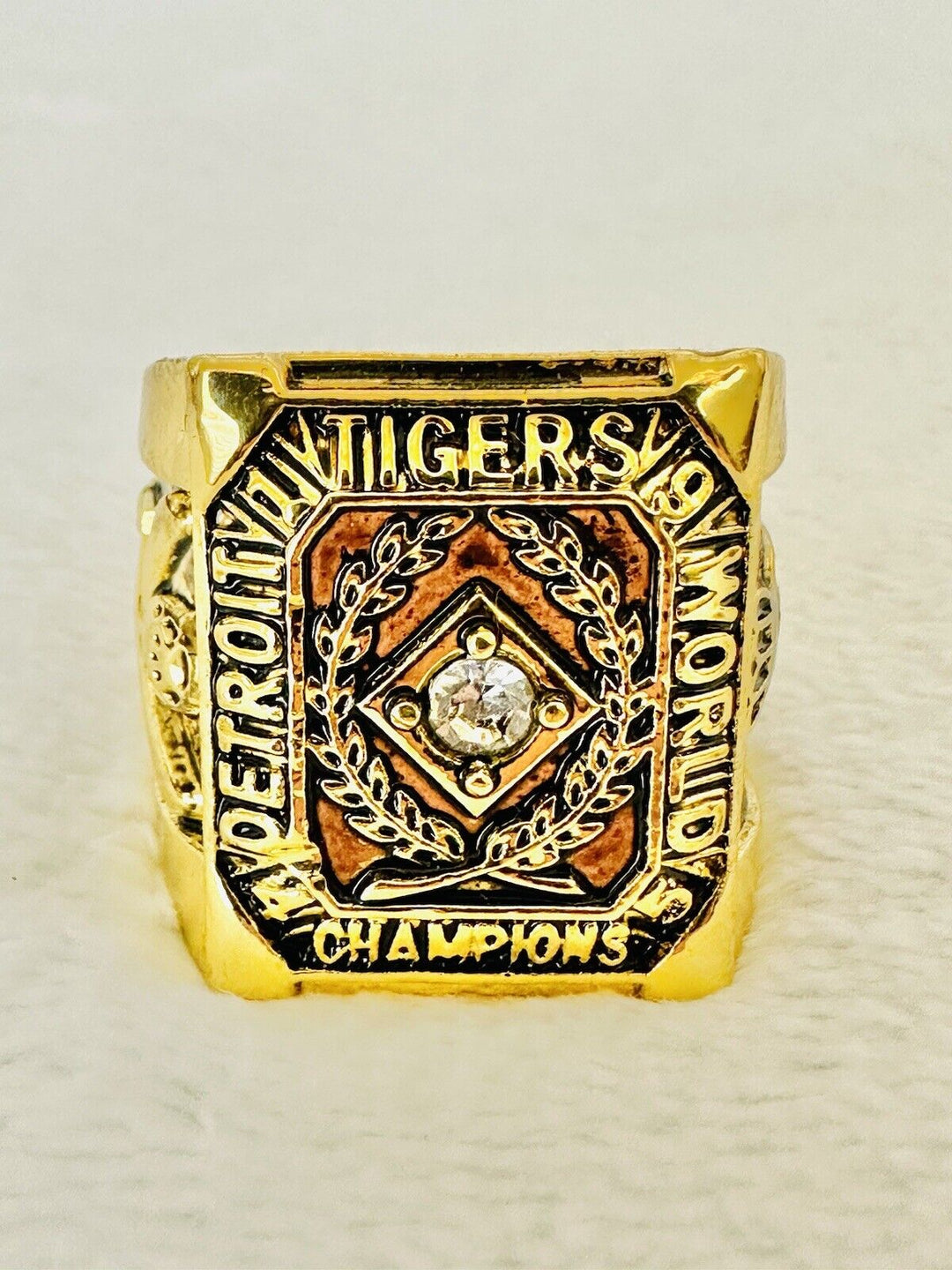 1945 Detroit Tigers World Series Championship Replica Ring,  SHIP - EB Sports Champion's Cache