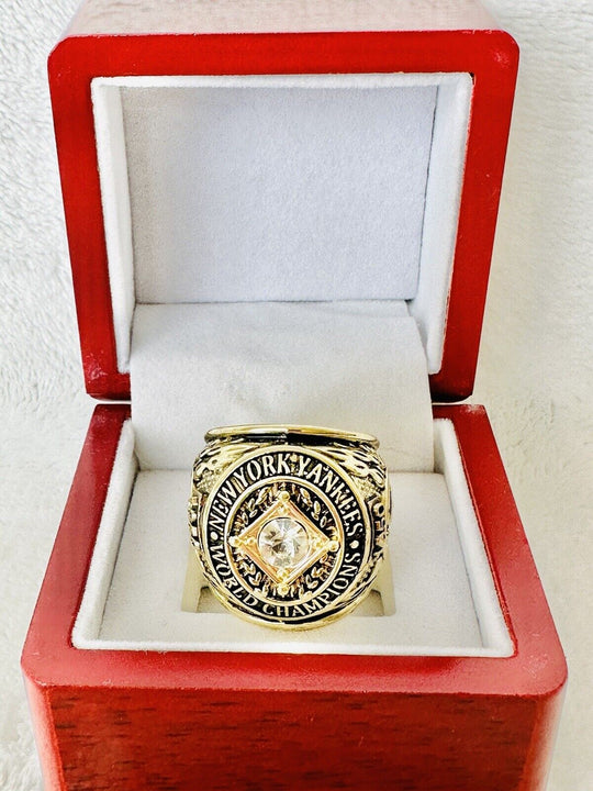 1950 NEW YORK Yankees World Series Champions Replica Ring W Box,  SHIP - EB Sports Champion's Cache