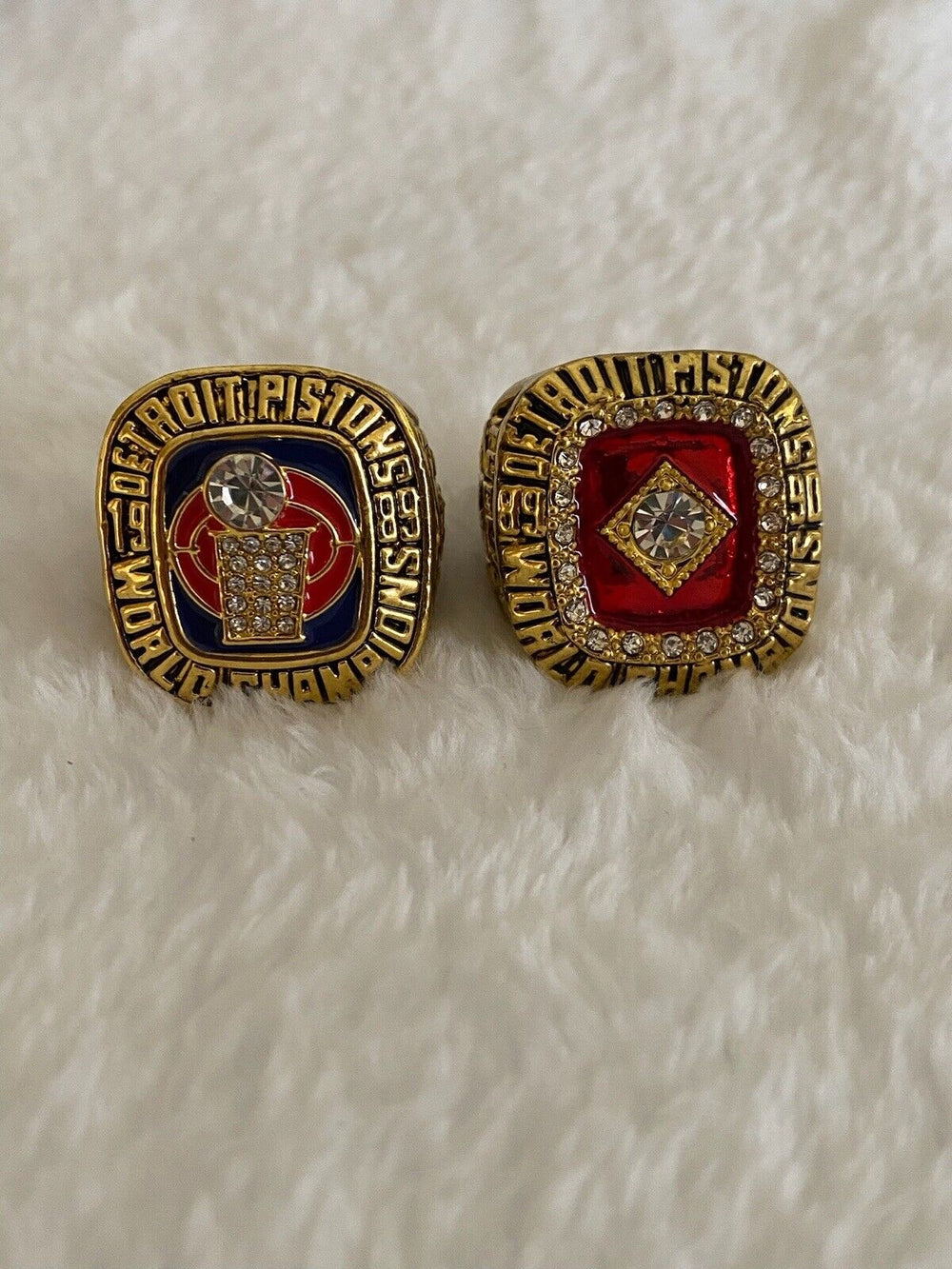 2 PCS Detroit Pistons Championship Rings W Box,  SHIP 1989/90 Back To Back - EB Sports Champion's Cache