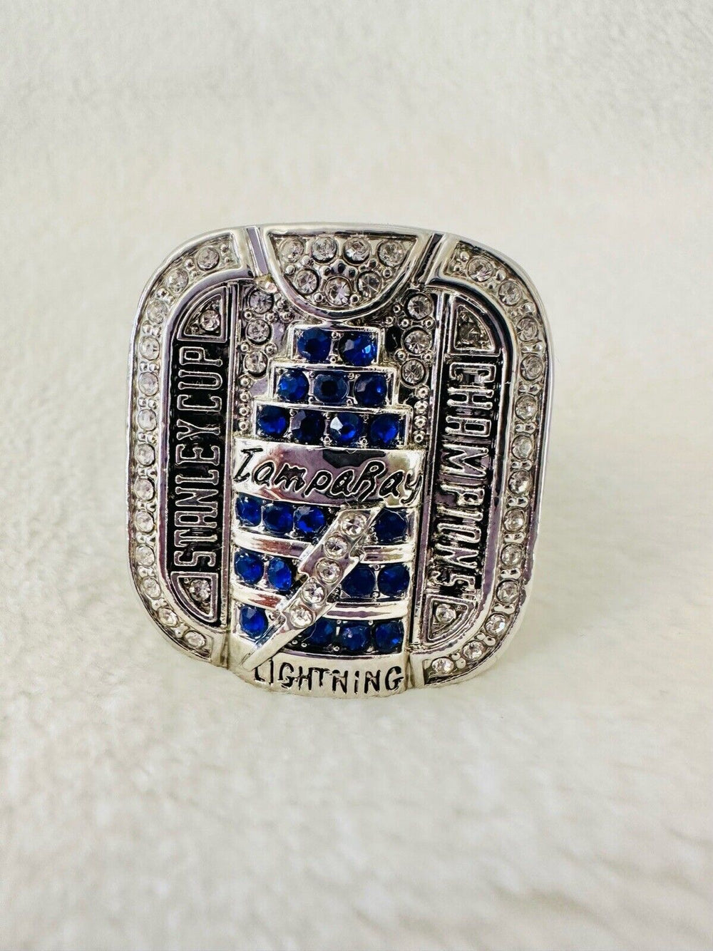 2004 Tampa Bay Lightning Stanley Cup Championship Ring W Box,  SHIP - EB Sports Champion's Cache