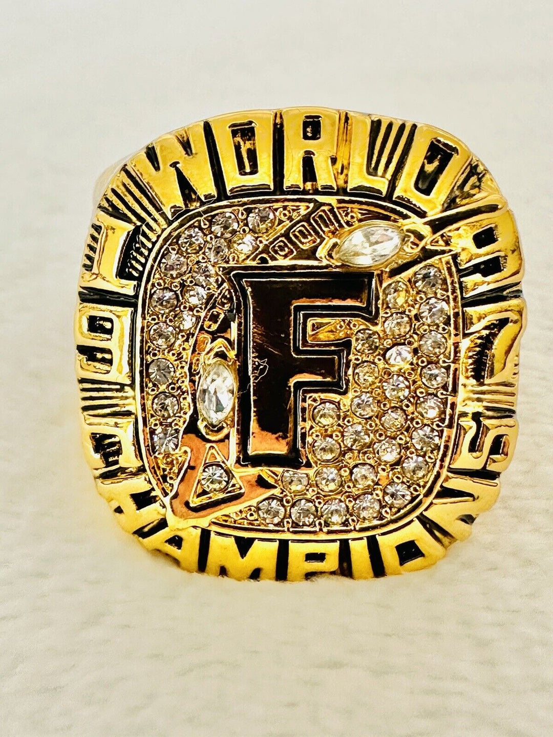 1997 Florida Marlins World Series Ring,  SHIP - EB Sports Champion's Cache