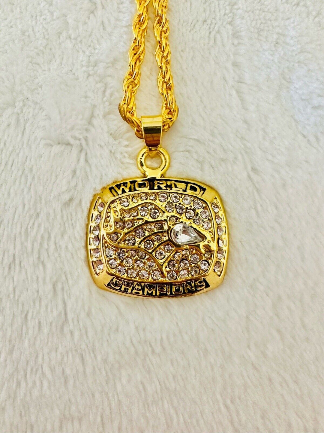 1997 Denver Broncos Super Bowl Pendant Necklace, US SHIP - EB Sports Champion's Cache