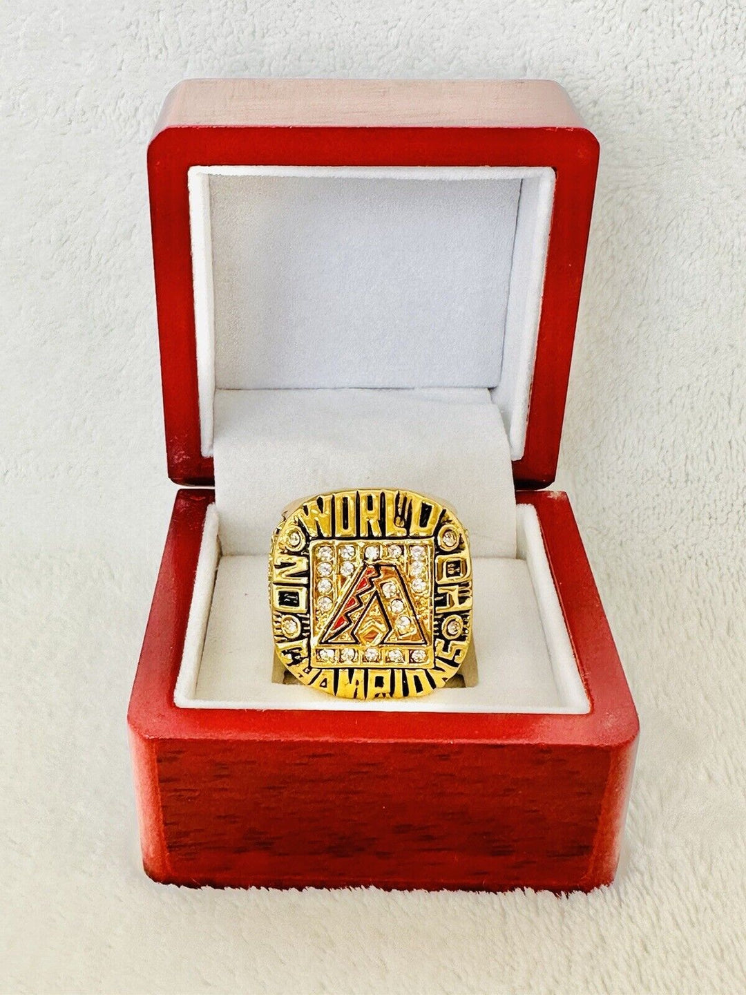 2001 Arizona Diamondbacks JOHNSON Ring W Box, World Series   SHIP - EB Sports Champion's Cache