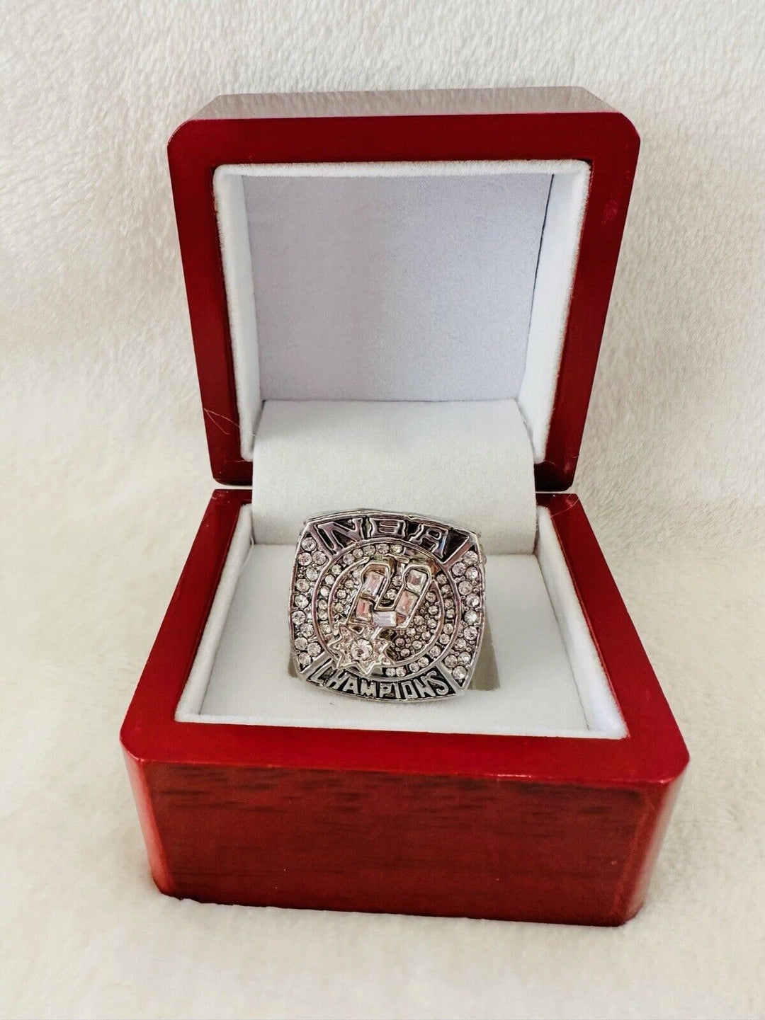 2007 NBA San Antonio Spurs World Championship Replica Ring W Box,  SHIP - EB Sports Champion's Cache