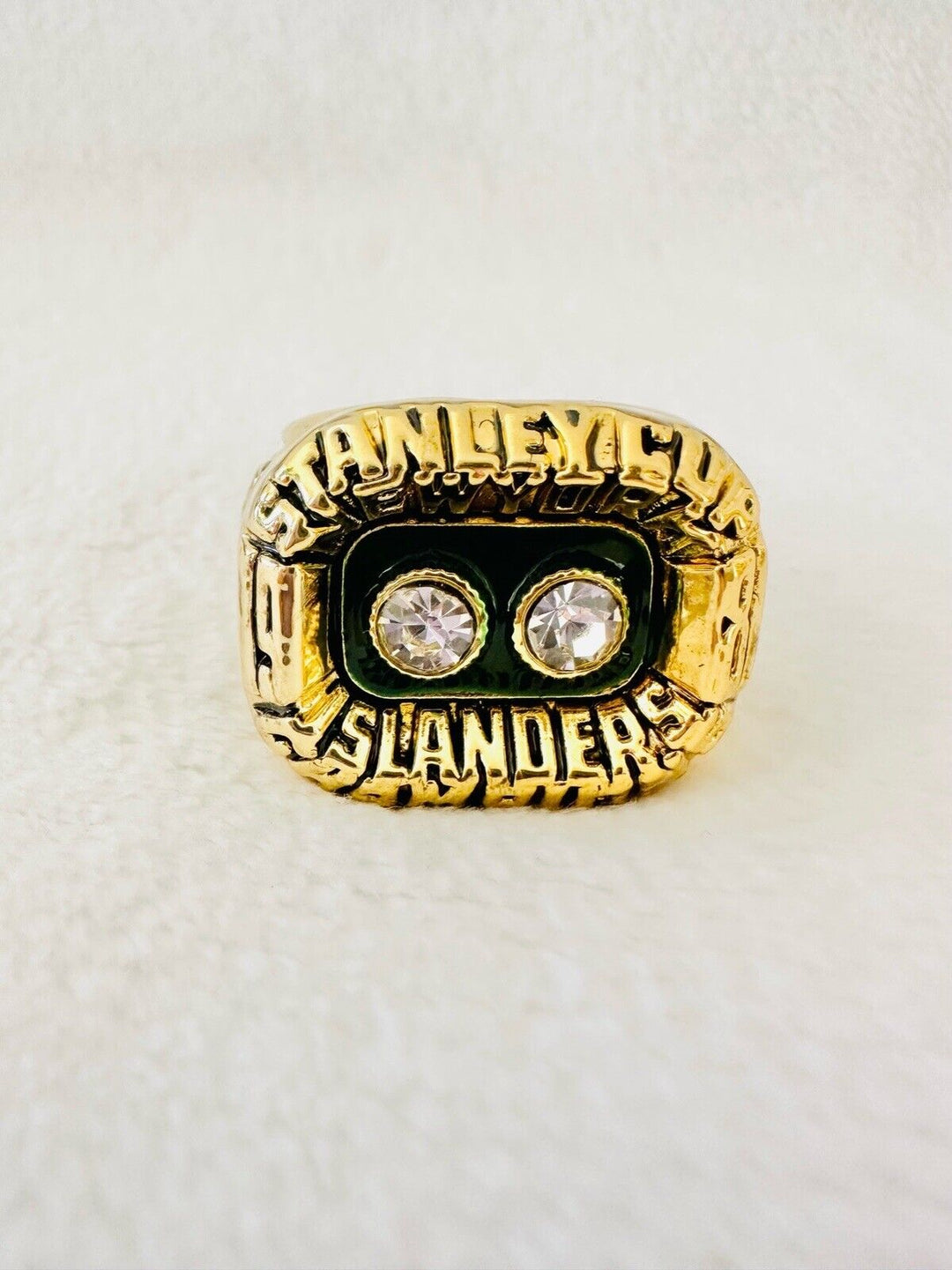 1981 New York Islanders Stanley Cup Championship Ring,  SHIP - EB Sports Champion's Cache