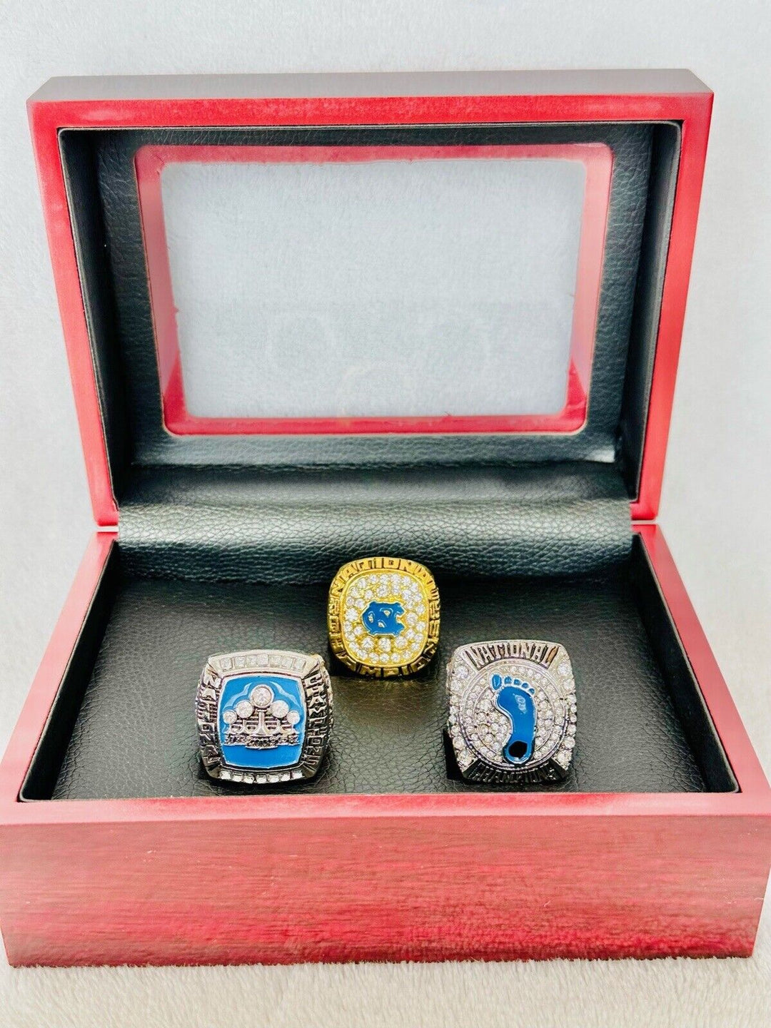 3 PCS North Carolina Tarheels Brass Championship Ring W Box US Ship 2005/09/17 - EB Sports Champion's Cache