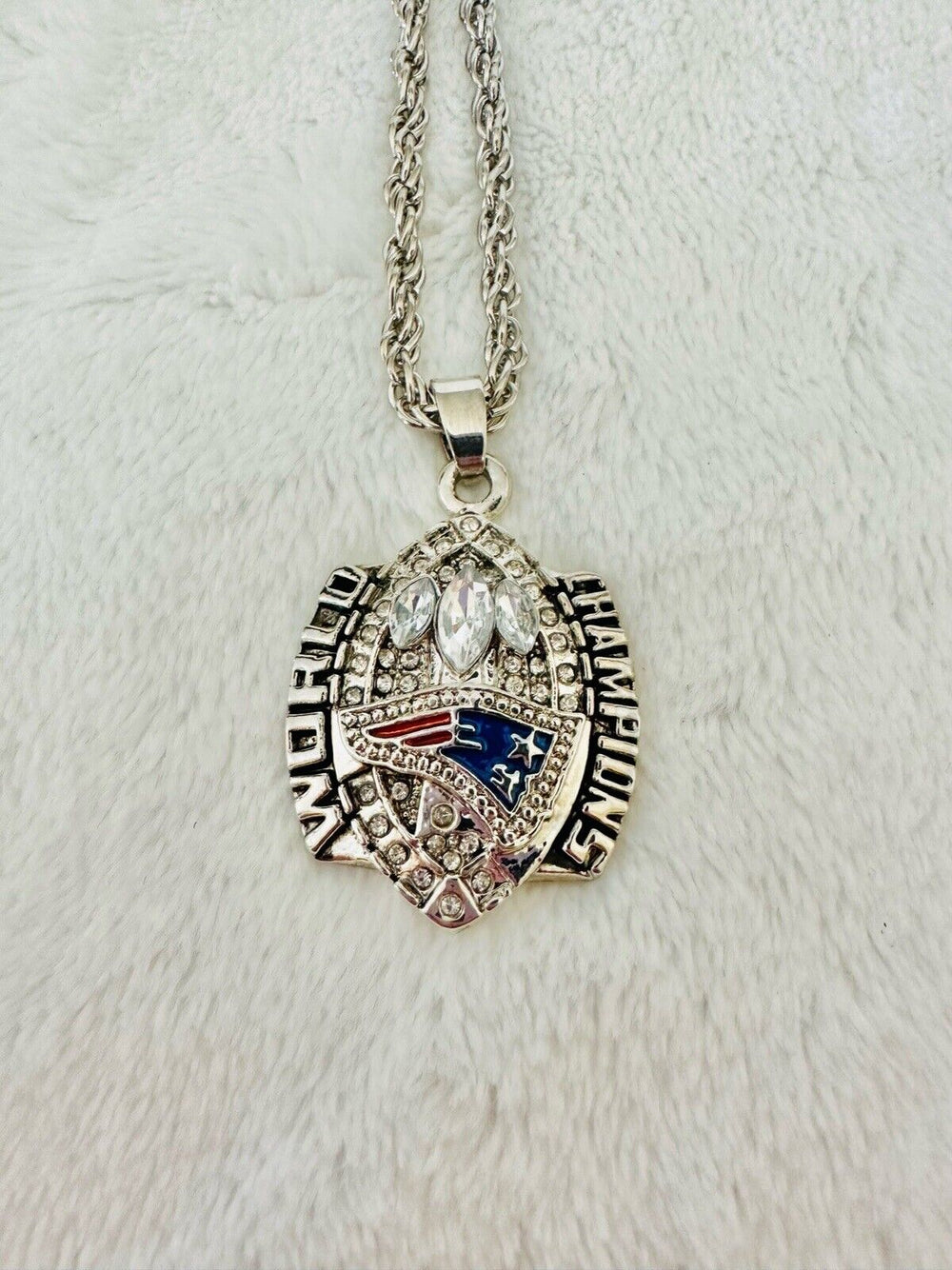 2004 New England Patriots Championship Pendant Silver Necklace, US SHIP - EB Sports Champion's Cache