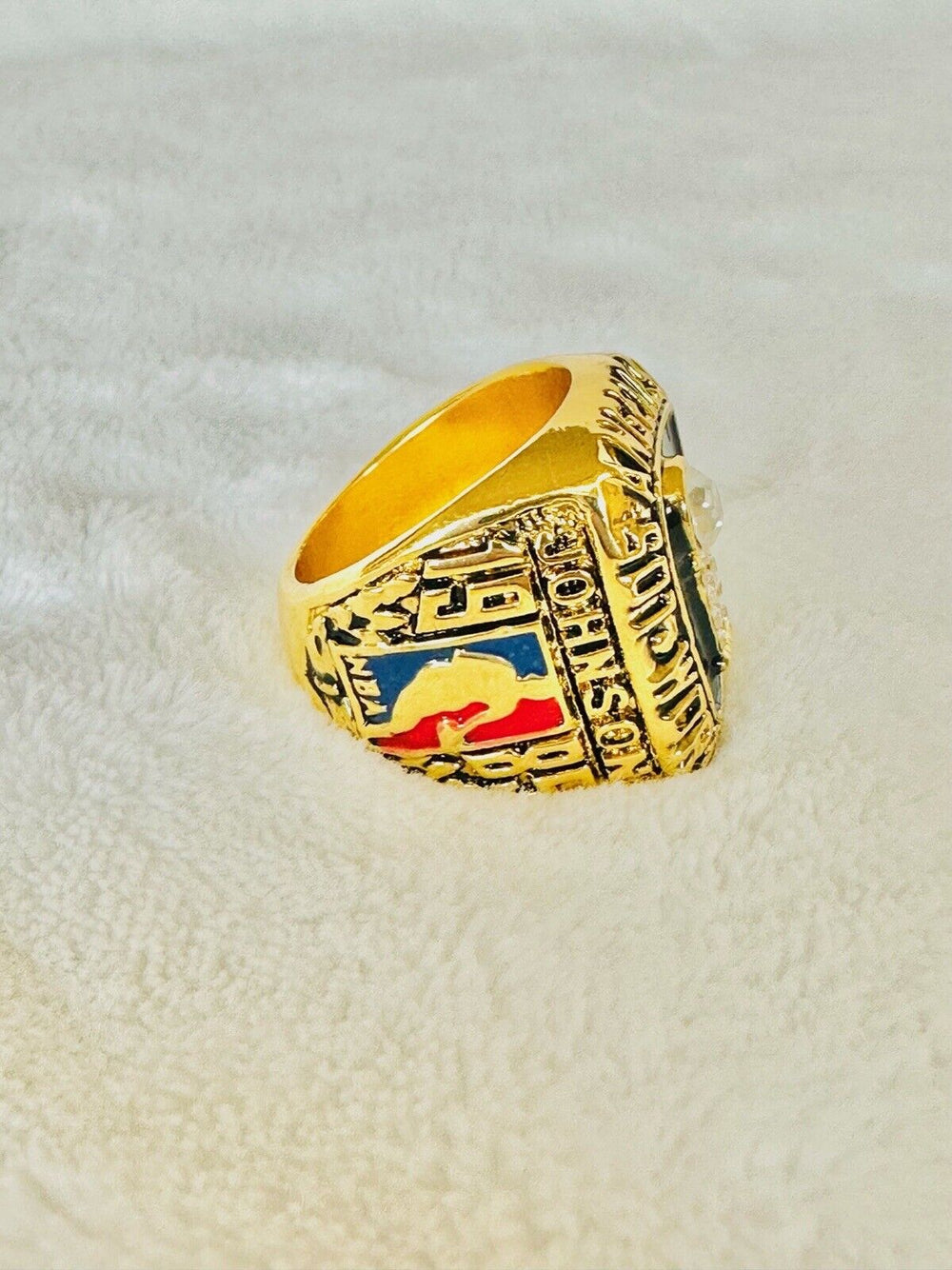 1985 Los Angeles Lakers NBA Championship Replica Ring,  SHIP Magic Johnson - EB Sports Champion's Cache