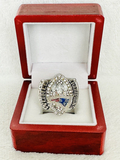 2004 New England Patriots Championship Ring W Box Silver Plated, Brady, US SHIP - EB Sports Champion's Cache