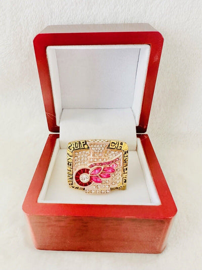 2002 Detroit Red Wings Stanley Cup Championship Replica Ring W Box,  SHIP - EB Sports Champion's Cache