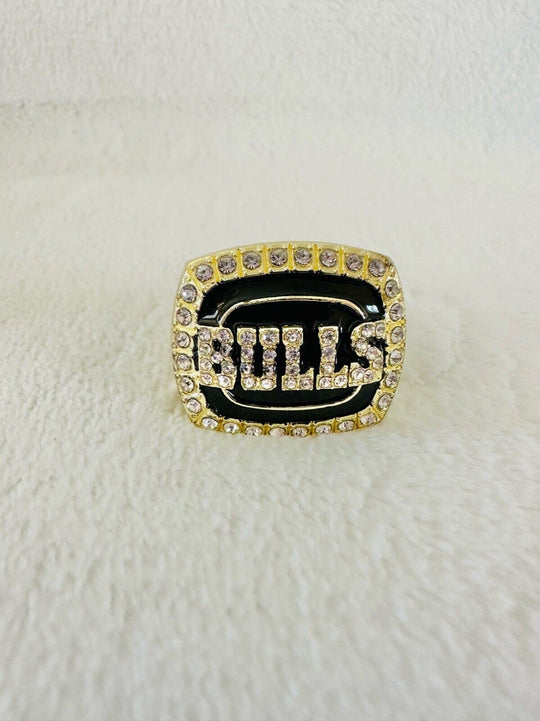 1992 Chicago Bulls Basketball Championship Ring W Box,  SHIP, JORDAN - EB Sports Champion's Cache