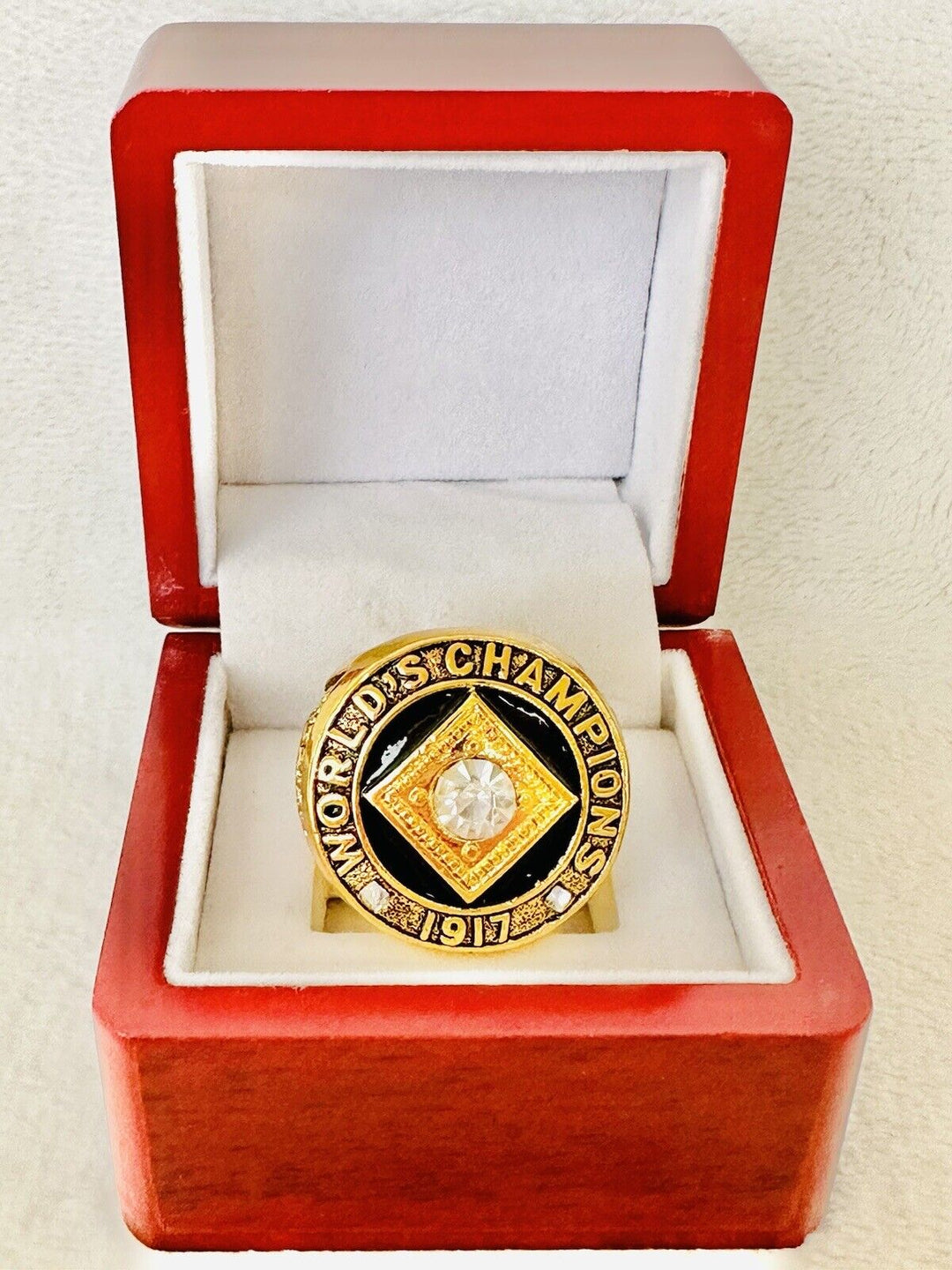 1917 Chicago White Sox World Series Ring W Box,  SHIP - EB Sports Champion's Cache