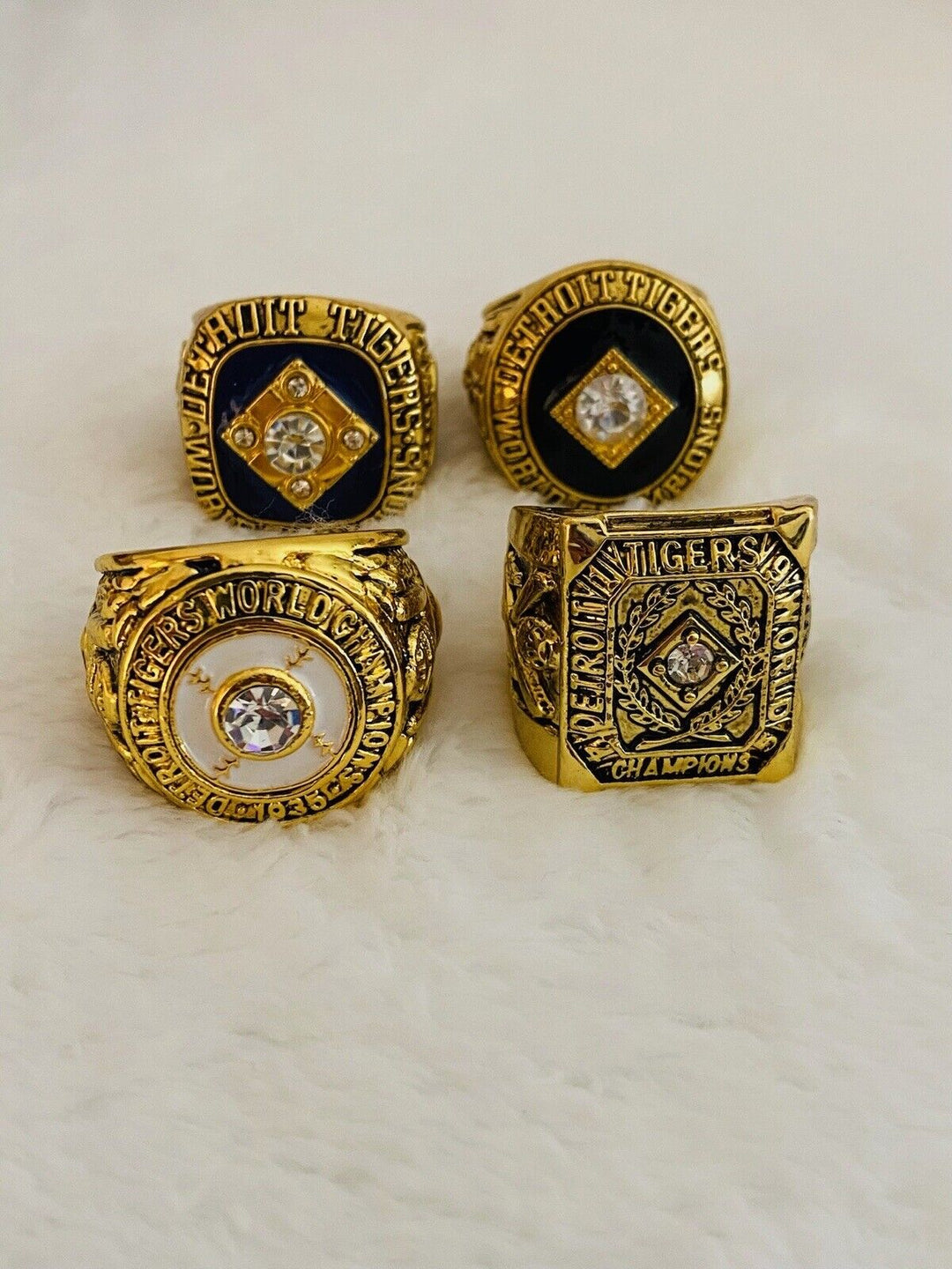 4 PCS Detroit Tigers World Series Championship Complete Ring Set,  SHIP - EB Sports Champion's Cache