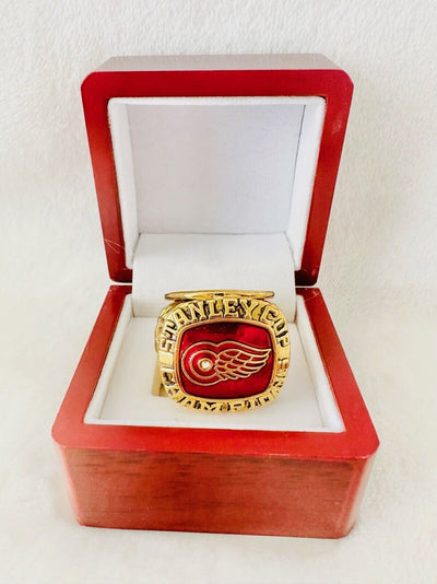 1997 Detroit Red Wings Stanley Cup Championship Replica Ring W Box,  SHIP - EB Sports Champion's Cache