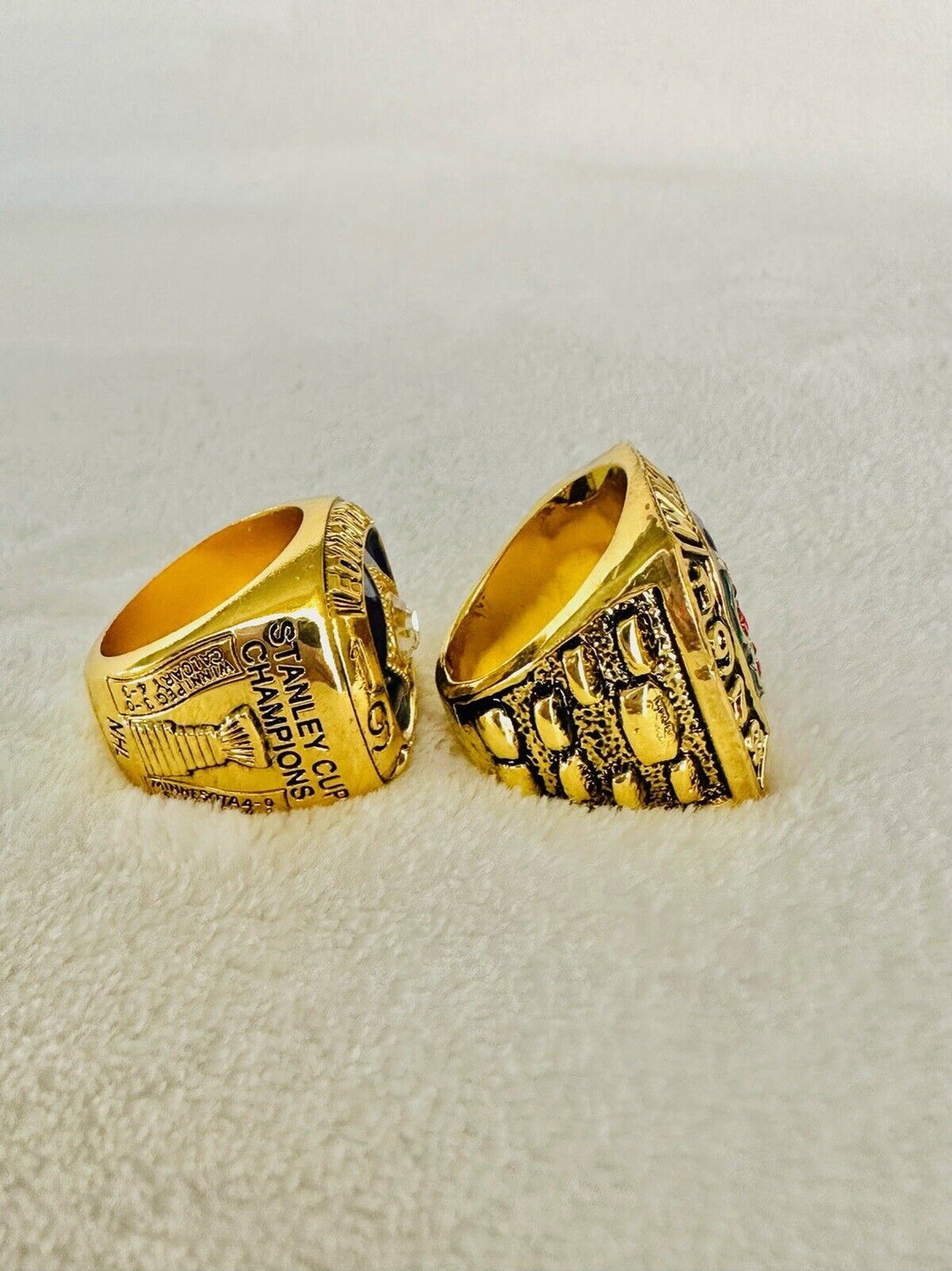 WAYNE GRETZKY 1984 And NHL HALL OF FAME Ring Set,  SHIP - EB Sports Champion's Cache