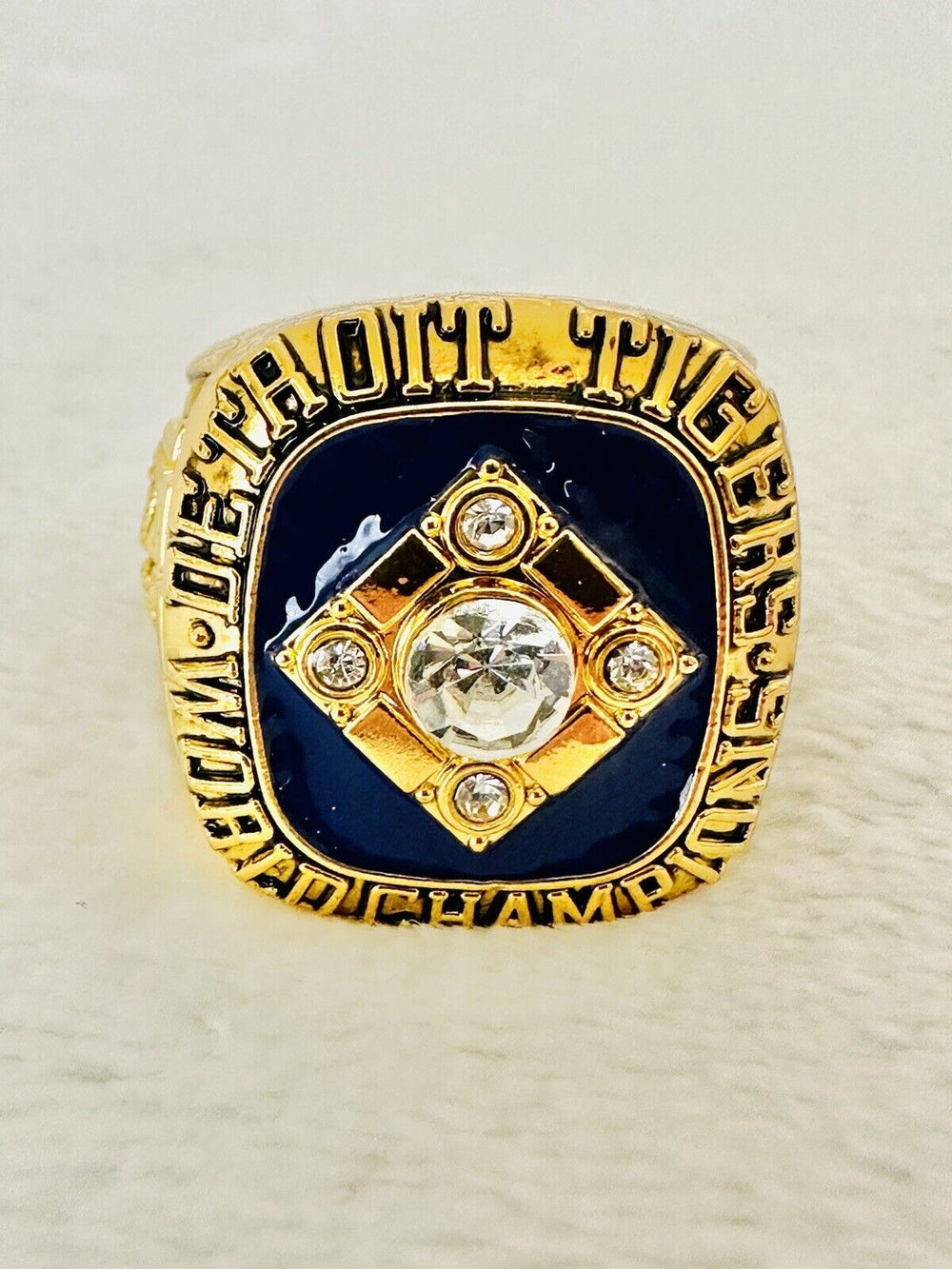 1984 Detroit Tigers World Series Championship Replica Ring W Box,  SHIP - EB Sports Champion's Cache