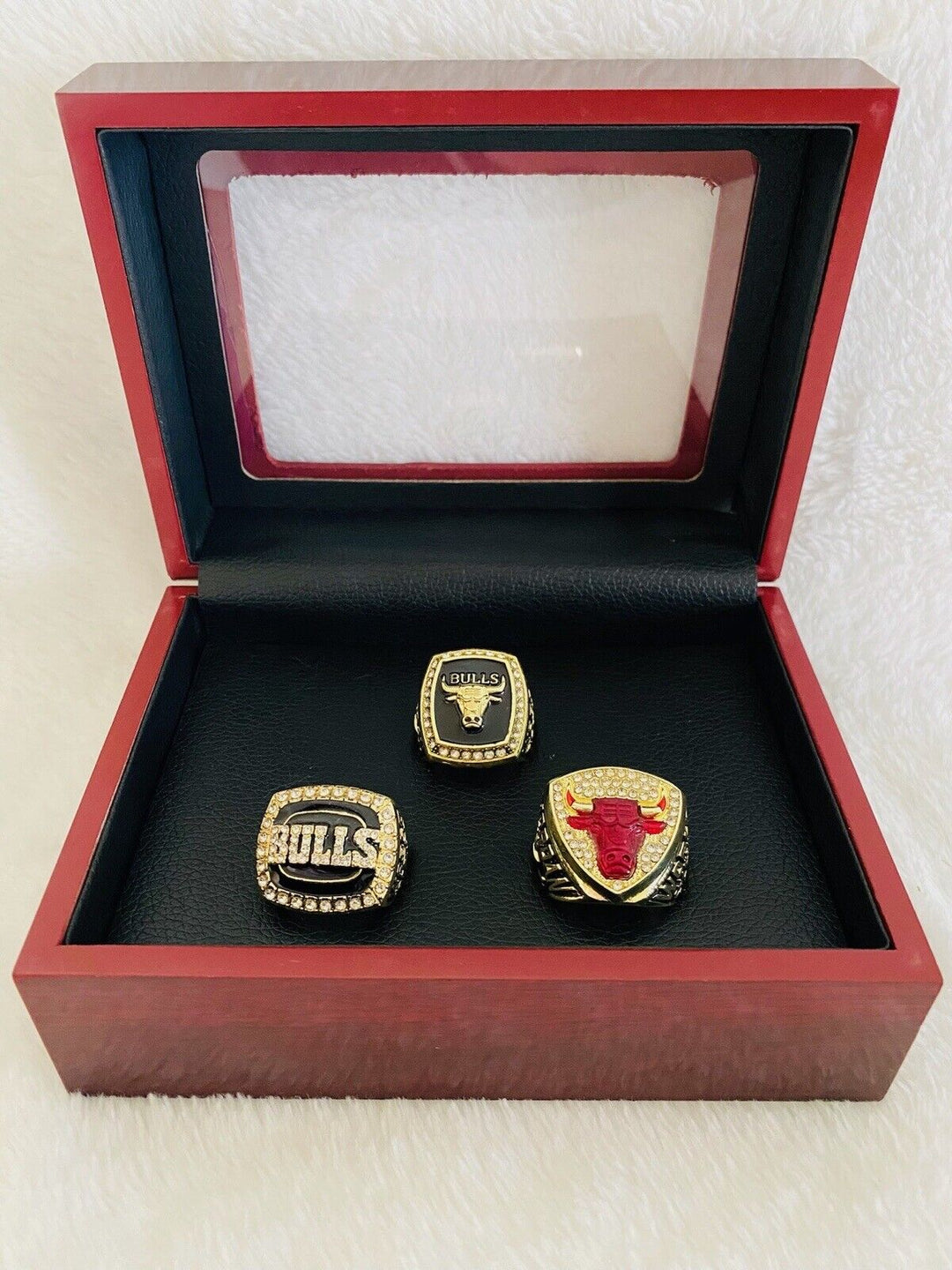 3 Pcs Chicago Bulls 1st 3 Peat Championship Ring Set with Case,  SHIP Jordan - EB Sports Champion's Cache