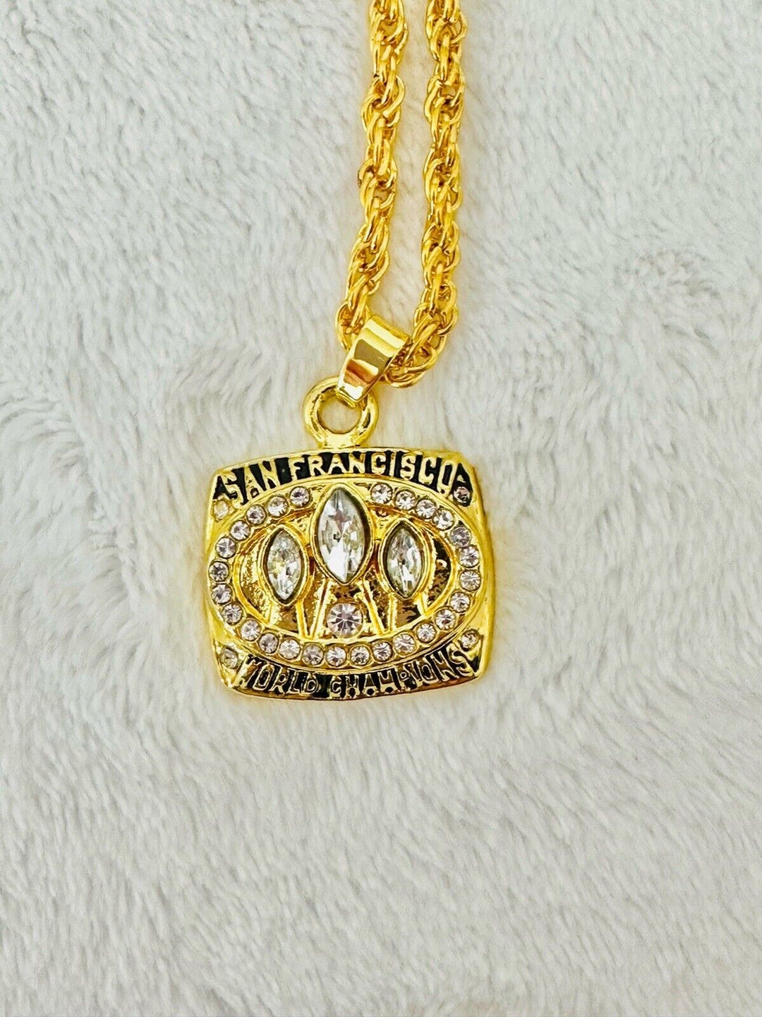 1988 San Francisco 49ers Pendant Necklace- Super Bowl Championship, USA SHIP - EB Sports Champion's Cache