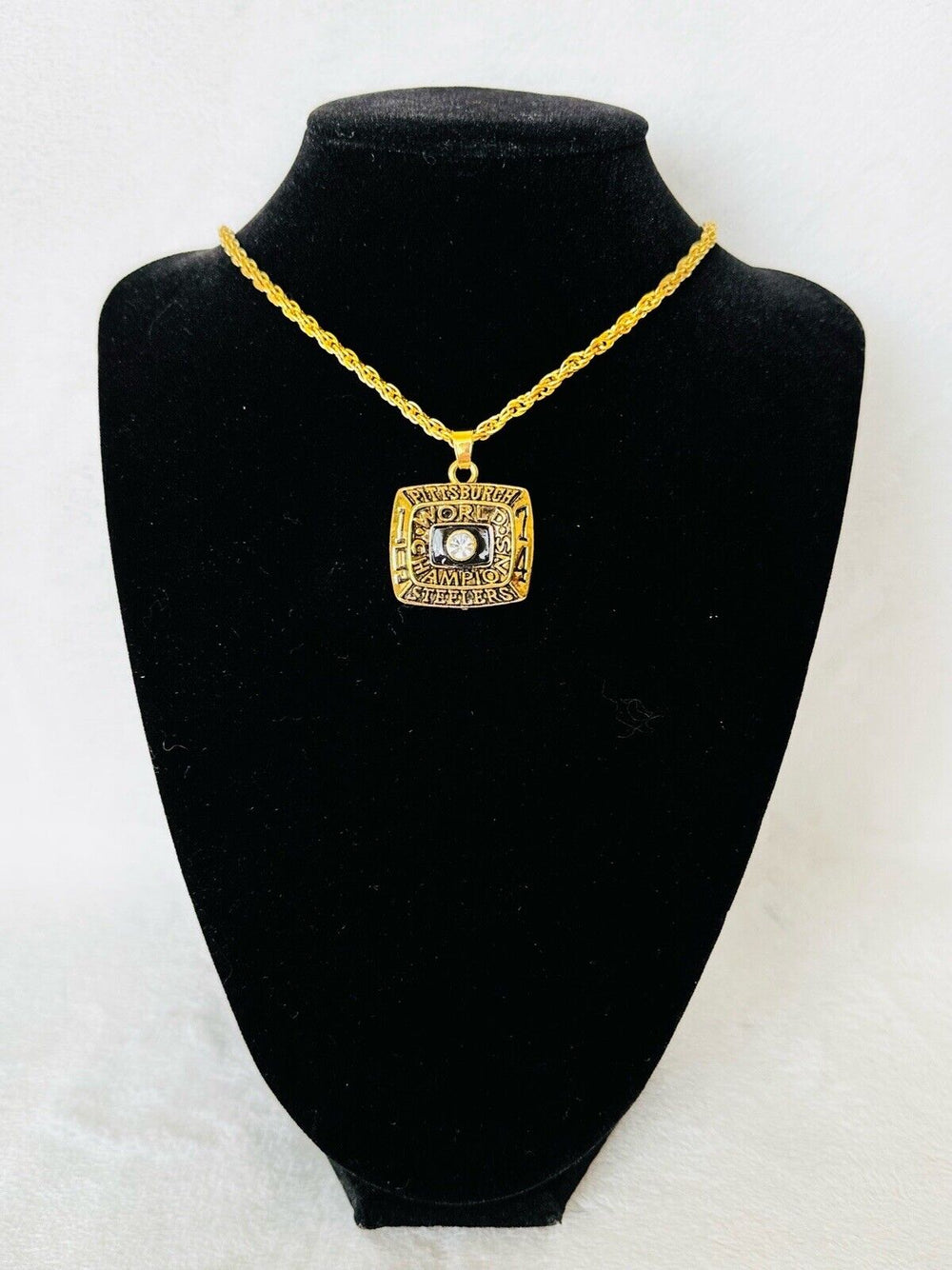 1974 Pittsburgh Steelers Super Bowl Championship Pendant Necklace, USA SHIP - EB Sports Champion's Cache