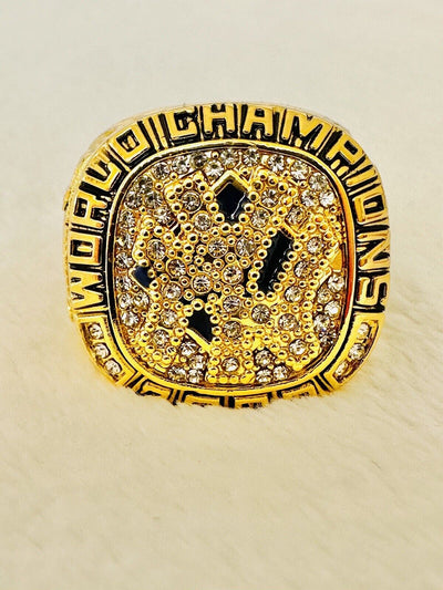 2000 NEW YORK Yankees World Series Champions Replica Ring,  SHIP - EB Sports Champion's Cache