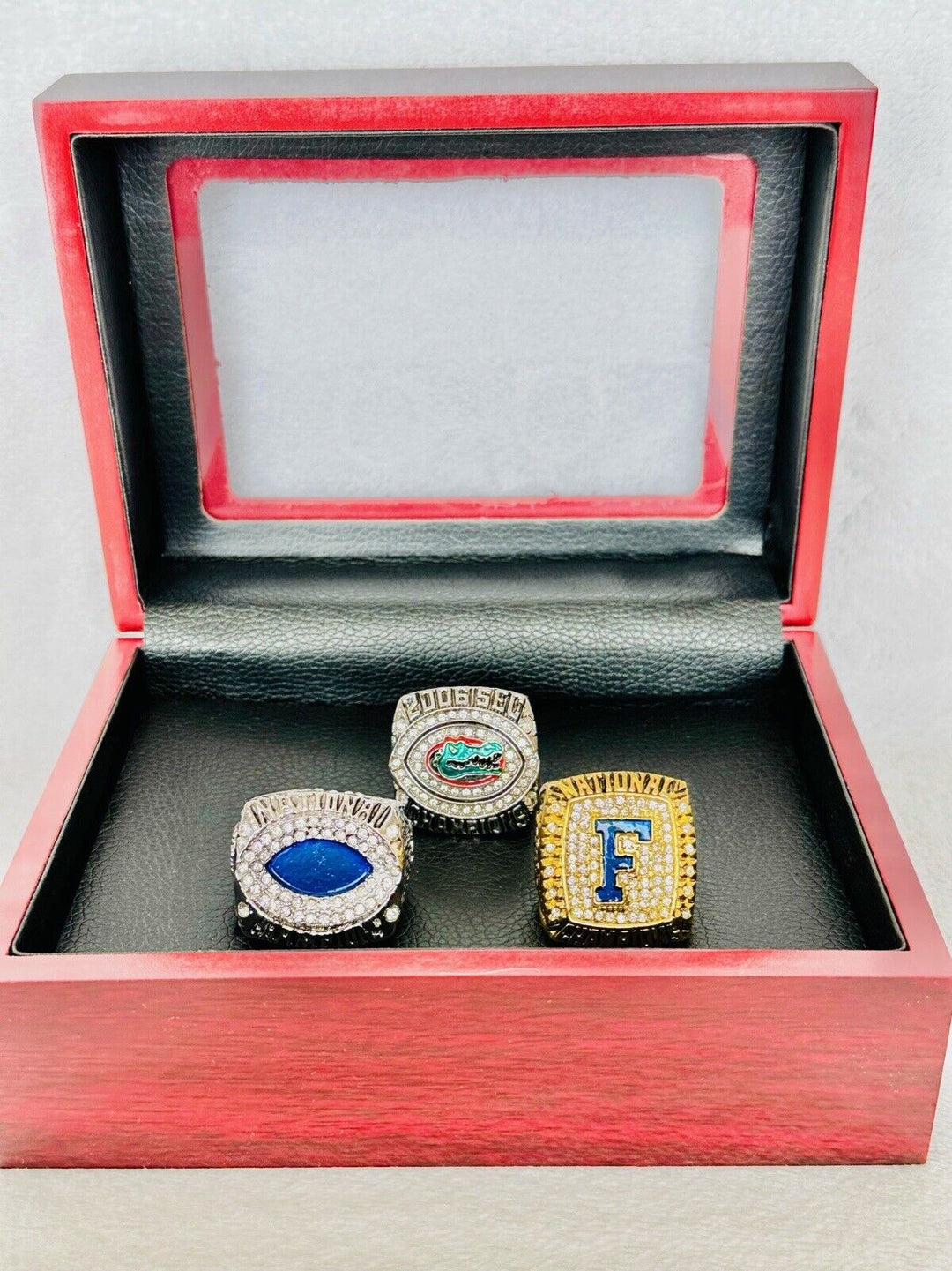 3 PCS Florida Gators National Championship Ring W Box, US SHIP, 2006/07/08 - EB Sports Champion's Cache