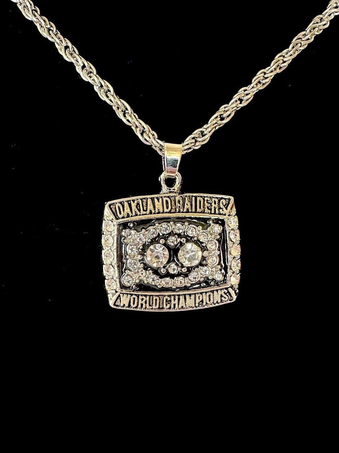 1980 Oakland Raiders Championship Super Bowl Pendant Necklace, US SHIP - EB Sports Champion's Cache