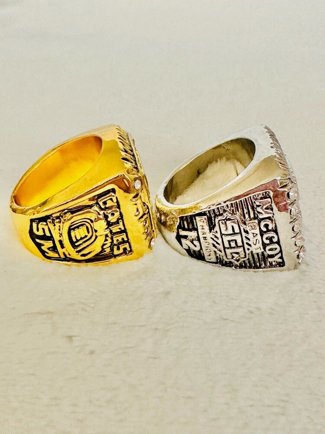 2 PCS Tennessee Volunteers Championship Ring W Box, Ship From US 1998/2008 - EB Sports Champion's Cache