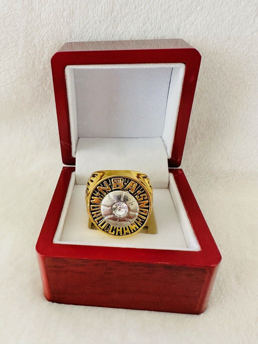 1970 NY New York Knicks NBA World Championship Replica Ring W Box,  SHIP - EB Sports Champion's Cache