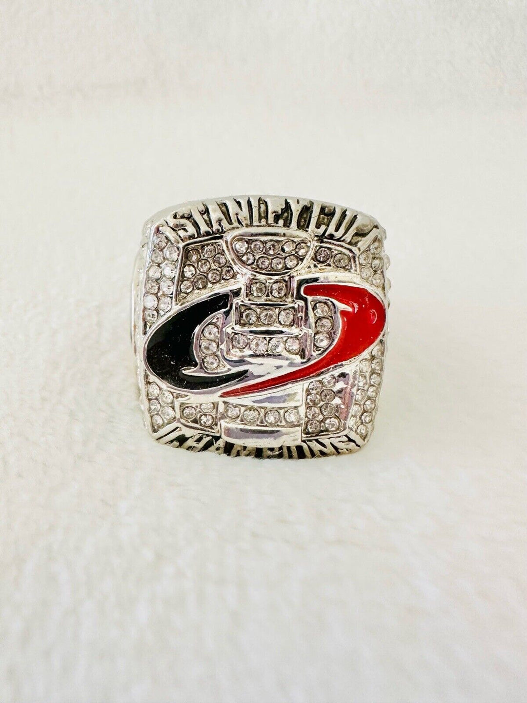 2006 CAROLINA HURRICANES Stanley Cup Championship Ring,  SHIP - EB Sports Champion's Cache