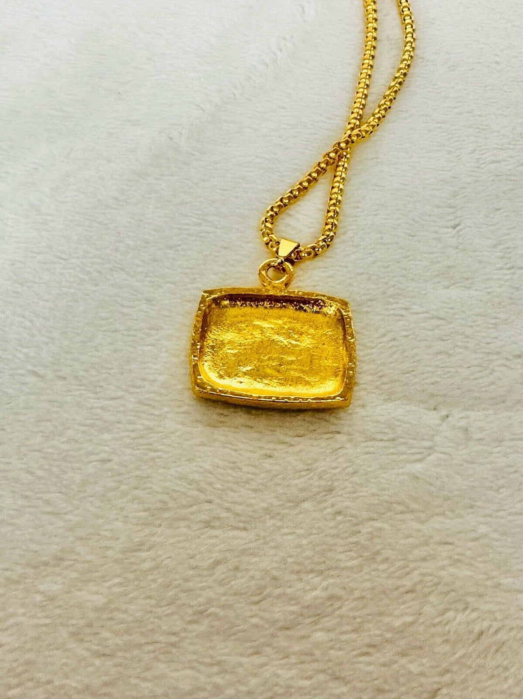 1987 Washington Redskins Super Bowl Championship Pendant Necklace,  SHIP - EB Sports Champion's Cache