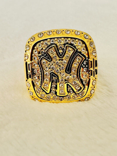 1999 NEW YORK Yankees World Series Champions Replica Ring,  SHIP - EB Sports Champion's Cache