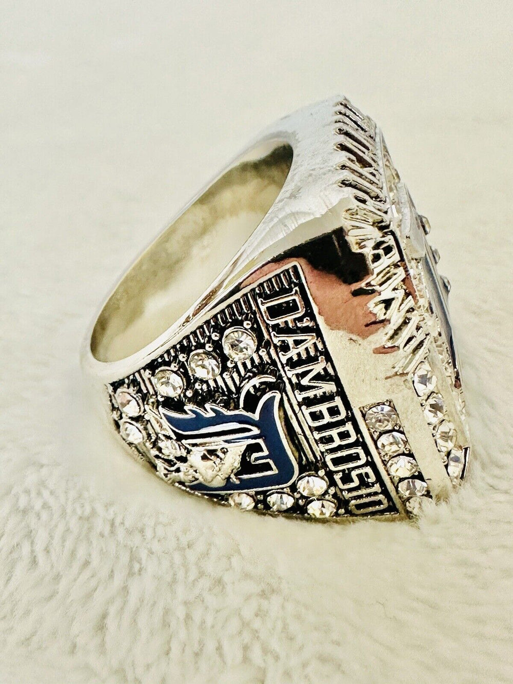 2006 Detroit Tigers AL Championship Replica Ring,  SHIP - EB Sports Champion's Cache