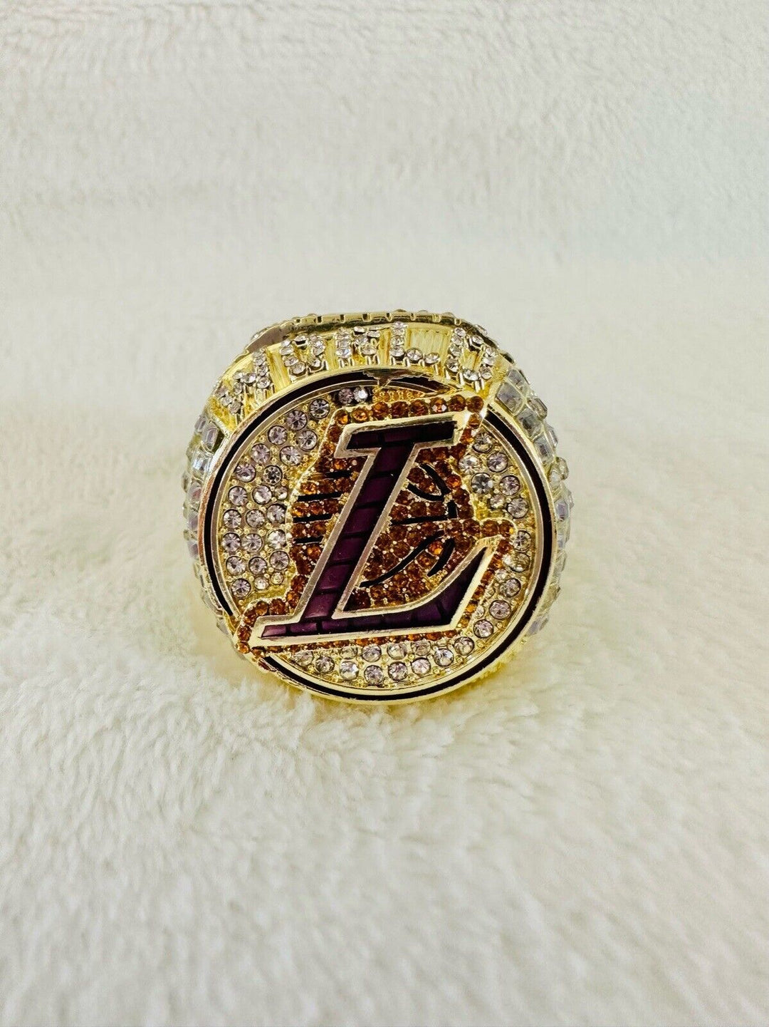 2020 Los Angeles Lakers NBA Championship Replica Ring,  SHIP - EB Sports Champion's Cache