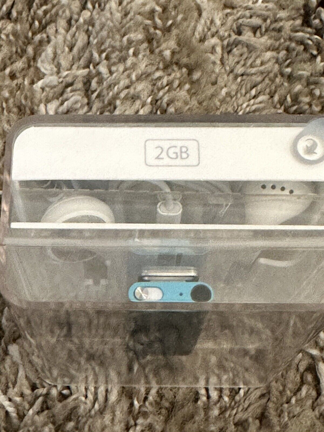 Apple Ipod Shuffle 3rd Generation 2GB Blue MC381LL/A A1271 - EB Sports Champion's Cache