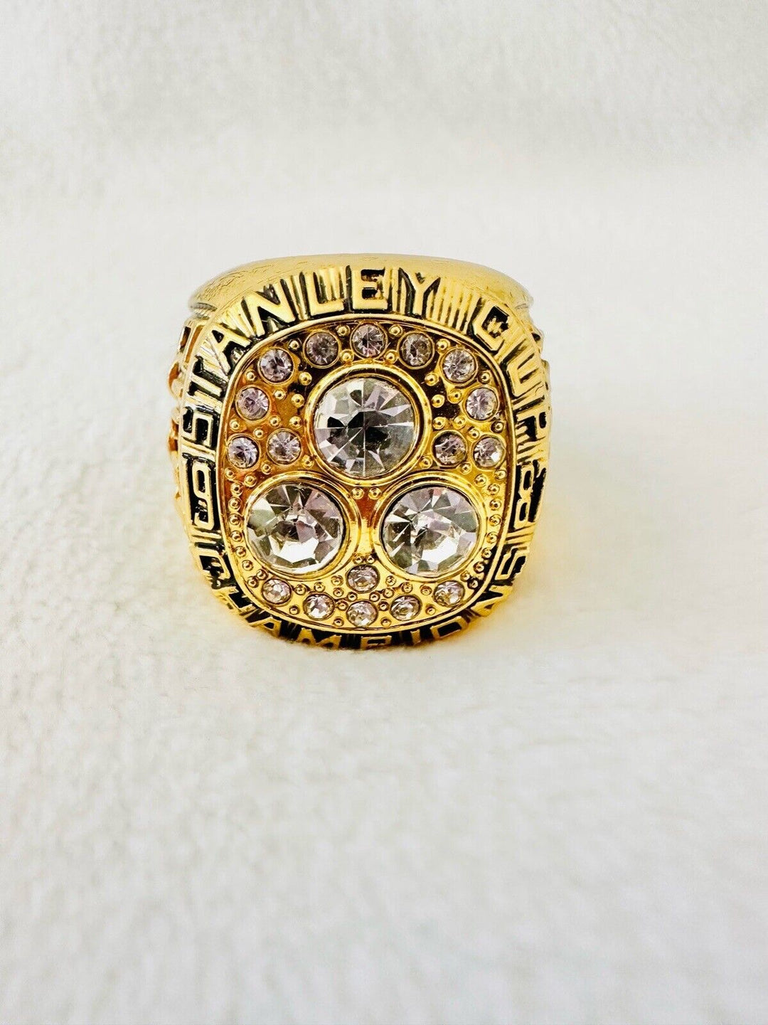 1987 Edmonton Oilers Stanley Cup Championship Ring,  SHIP - EB Sports Champion's Cache