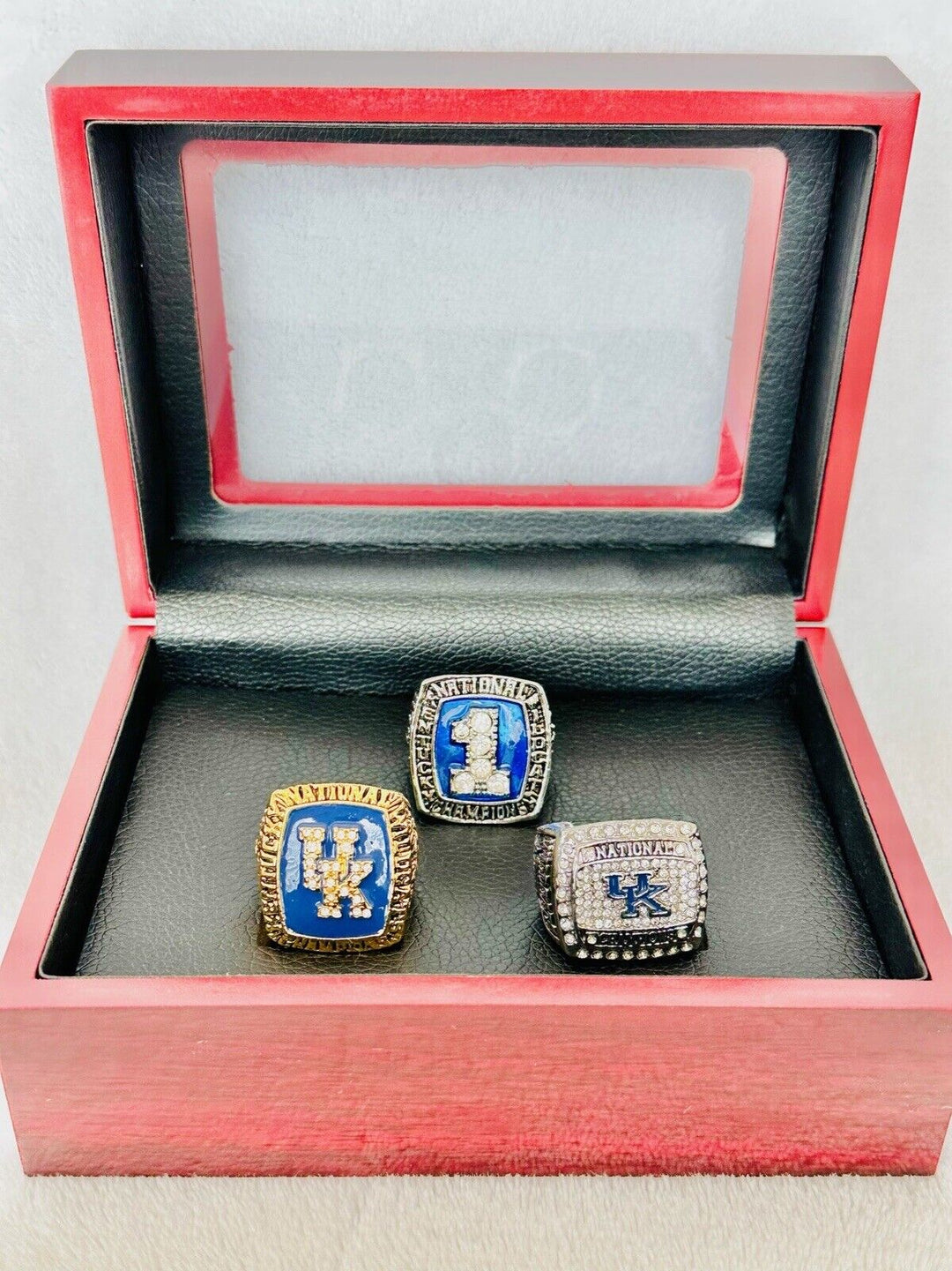 3 PCS Kentucky Wildcats 18k Brass Championship Ring W Box, US SHIP 1996/98 2012 - EB Sports Champion's Cache