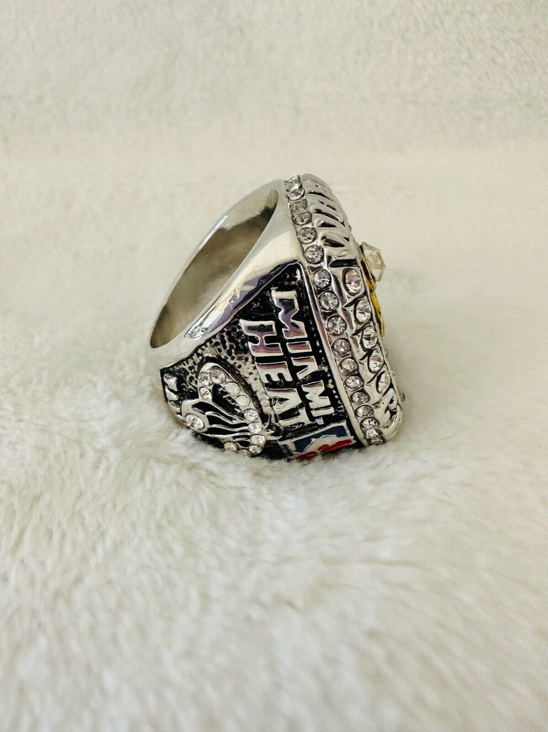 2006 Miami Heat Championship Ring, Ships From The US - EB Sports Champion's Cache