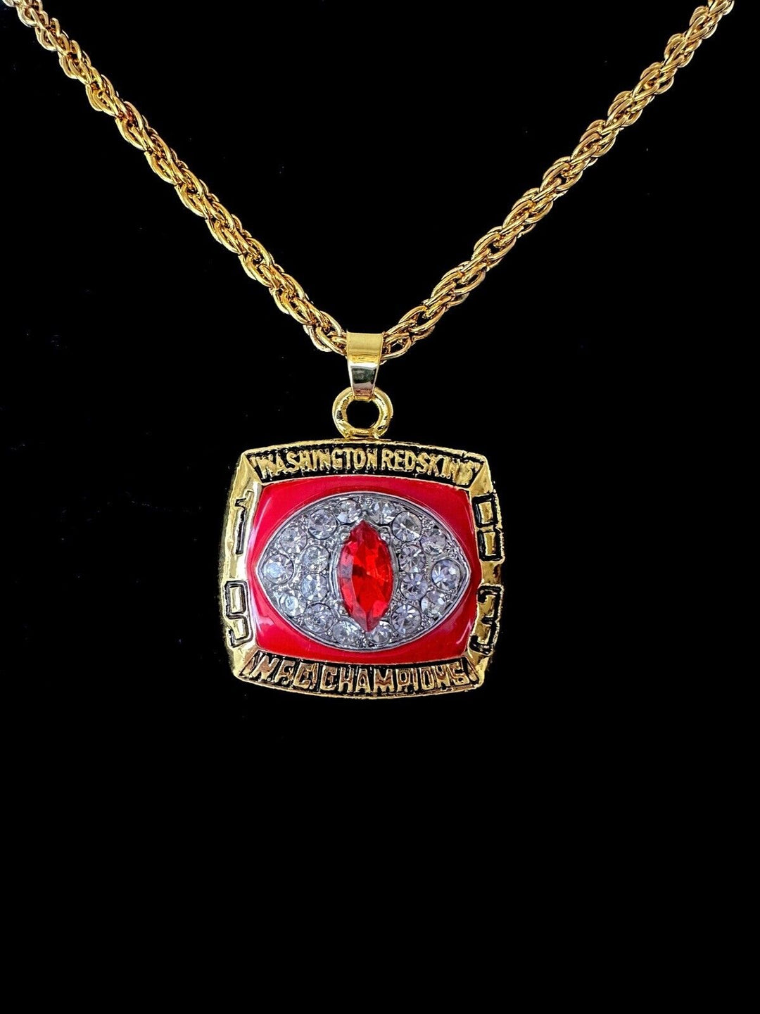 1983 Washington Redskins NFC Championship Pendant Necklace,  SHIP - EB Sports Champion's Cache