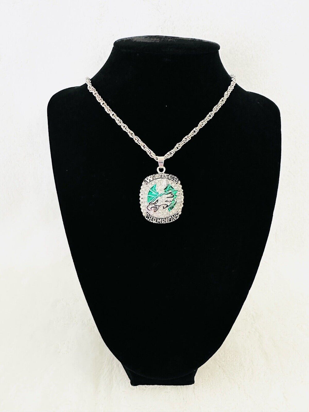 Philadelphia Eagles 2017 SB Championship Pendant Necklace, USA Seller - EB Sports Champion's Cache