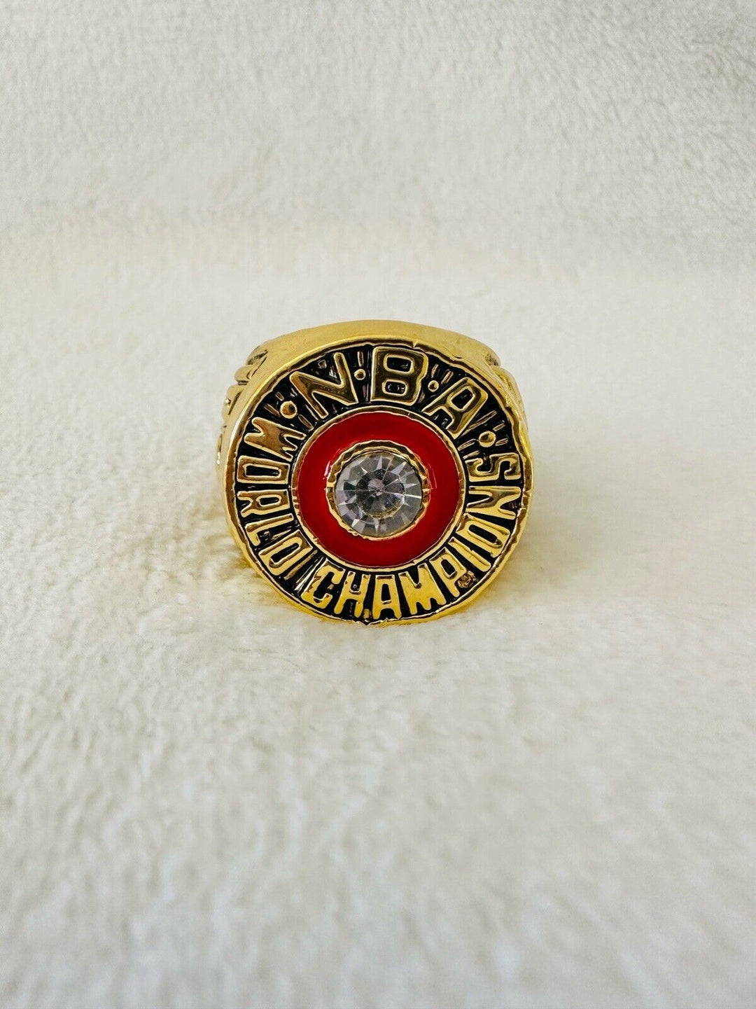 1983 Philadelphia 76ers Championship Ring Replica Moses Malone,  SHIP - EB Sports Champion's Cache