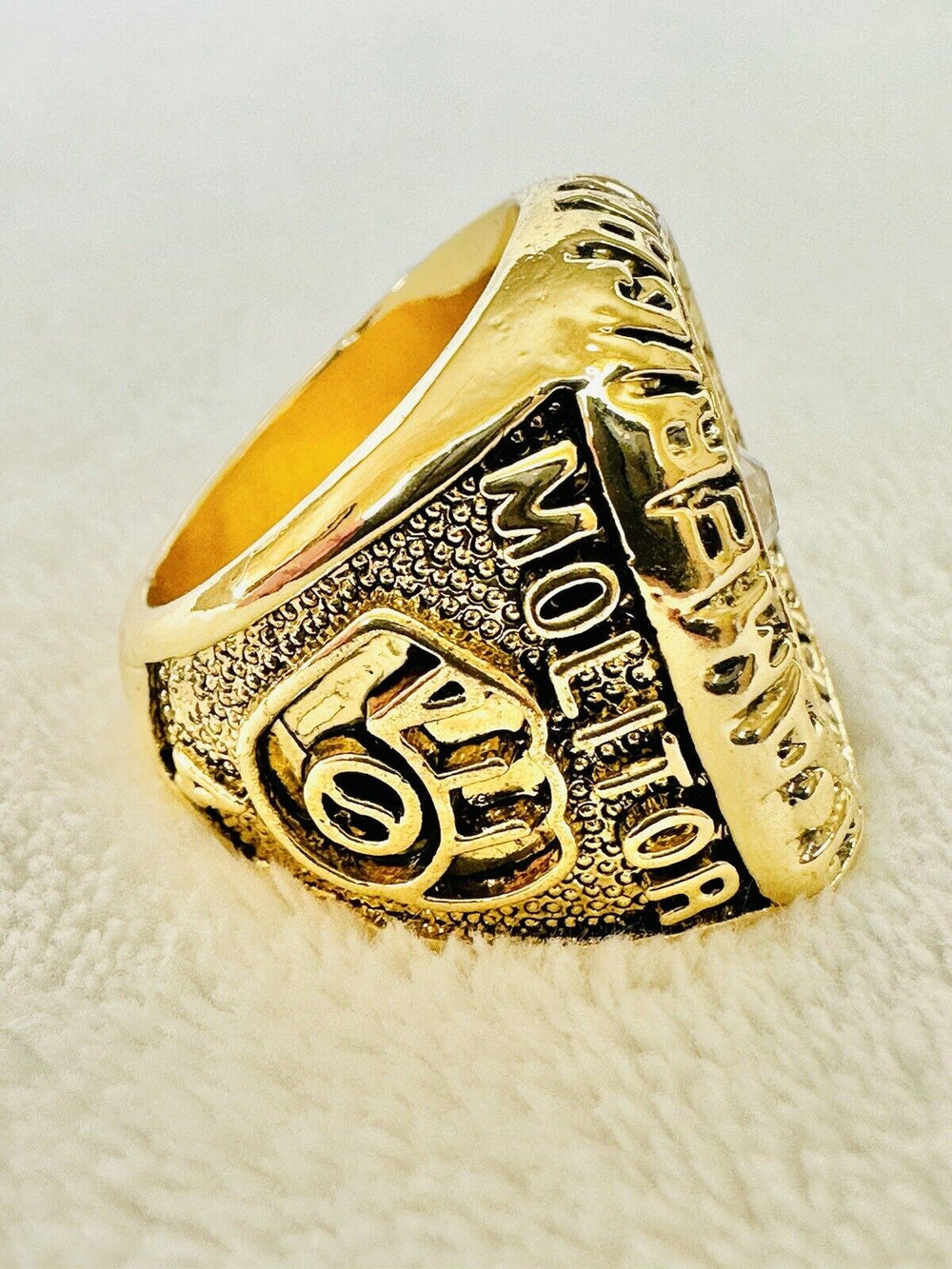 1982 Milwaukee Brewers AL Championship Replica Ring,  SHIP - EB Sports Champion's Cache